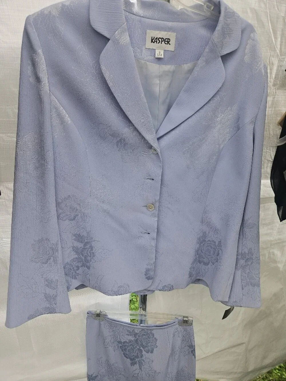 Kasper Women's Floral Blazer and Skirt Set Size 18